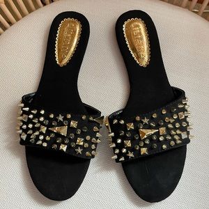 NWOB black studded sandals